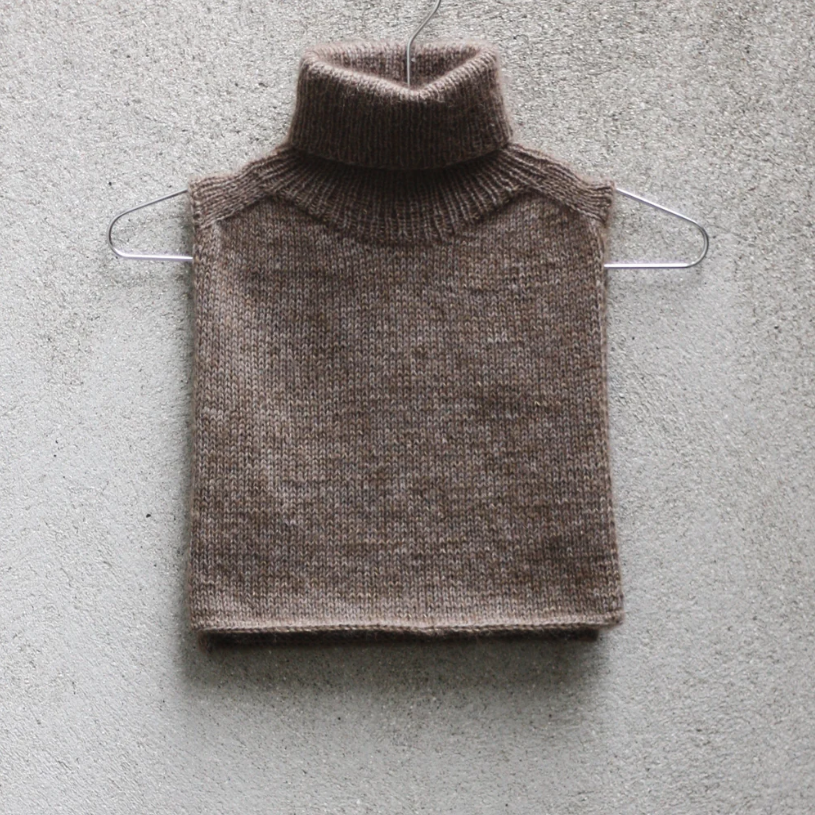 【IONSEOUL】Lewen Striped Collar Knit 4JH431 Elan V-Neck Notched Stripe Sweater – Leela and Lavender