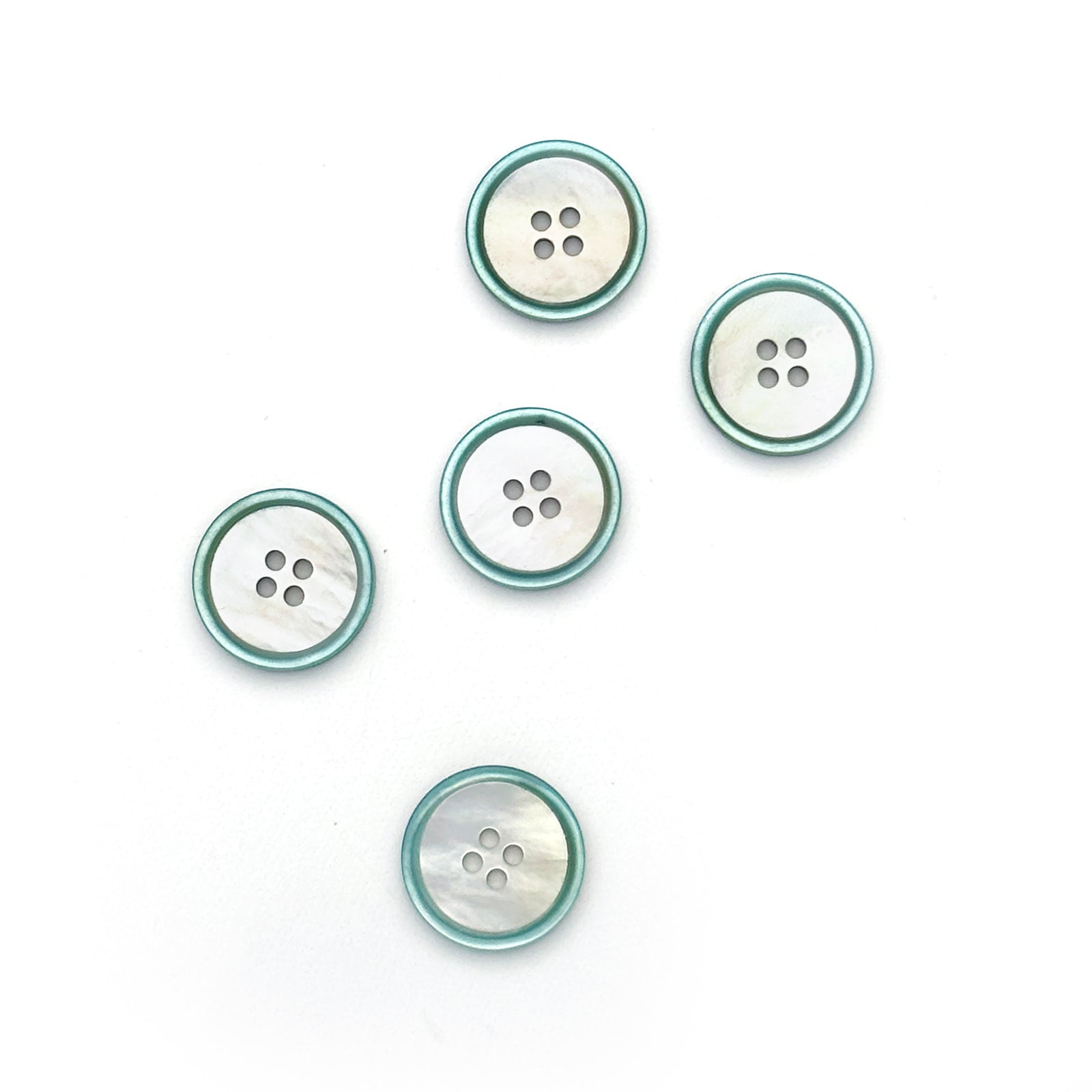 Colored Edge Pearl Buttons - Multiple Colors – La Mercerie