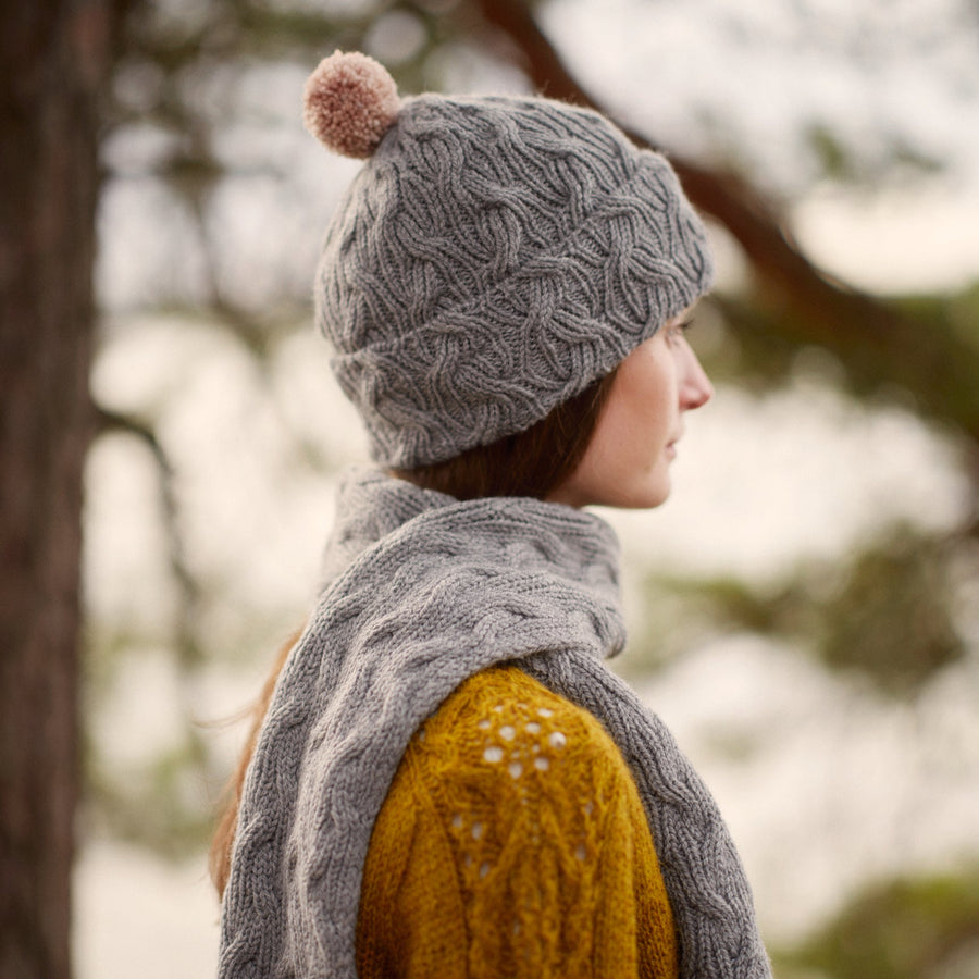 Entwined: Cables, Lace and Knitted Textures