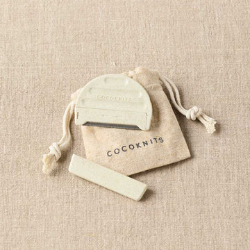 Fuzz Off Comb 2.0 - Cocoknits