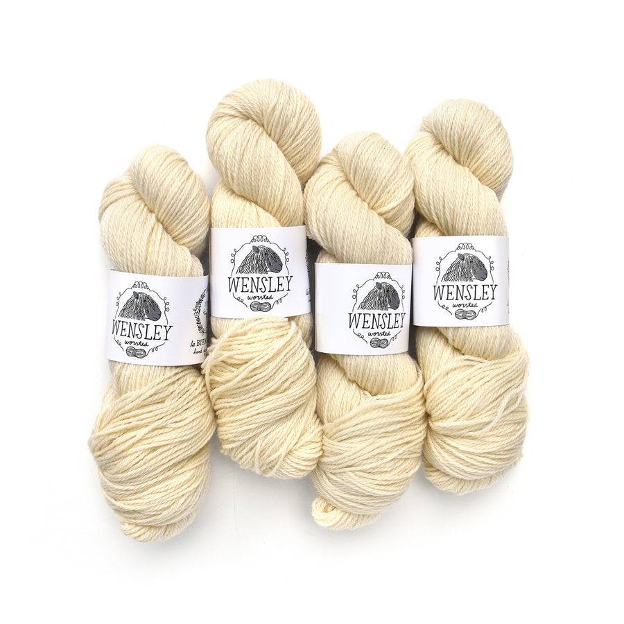 Wensley Worsted - La Bien Aimée