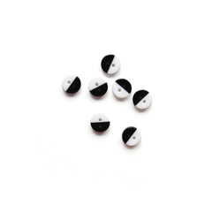 Black & White Buttons
